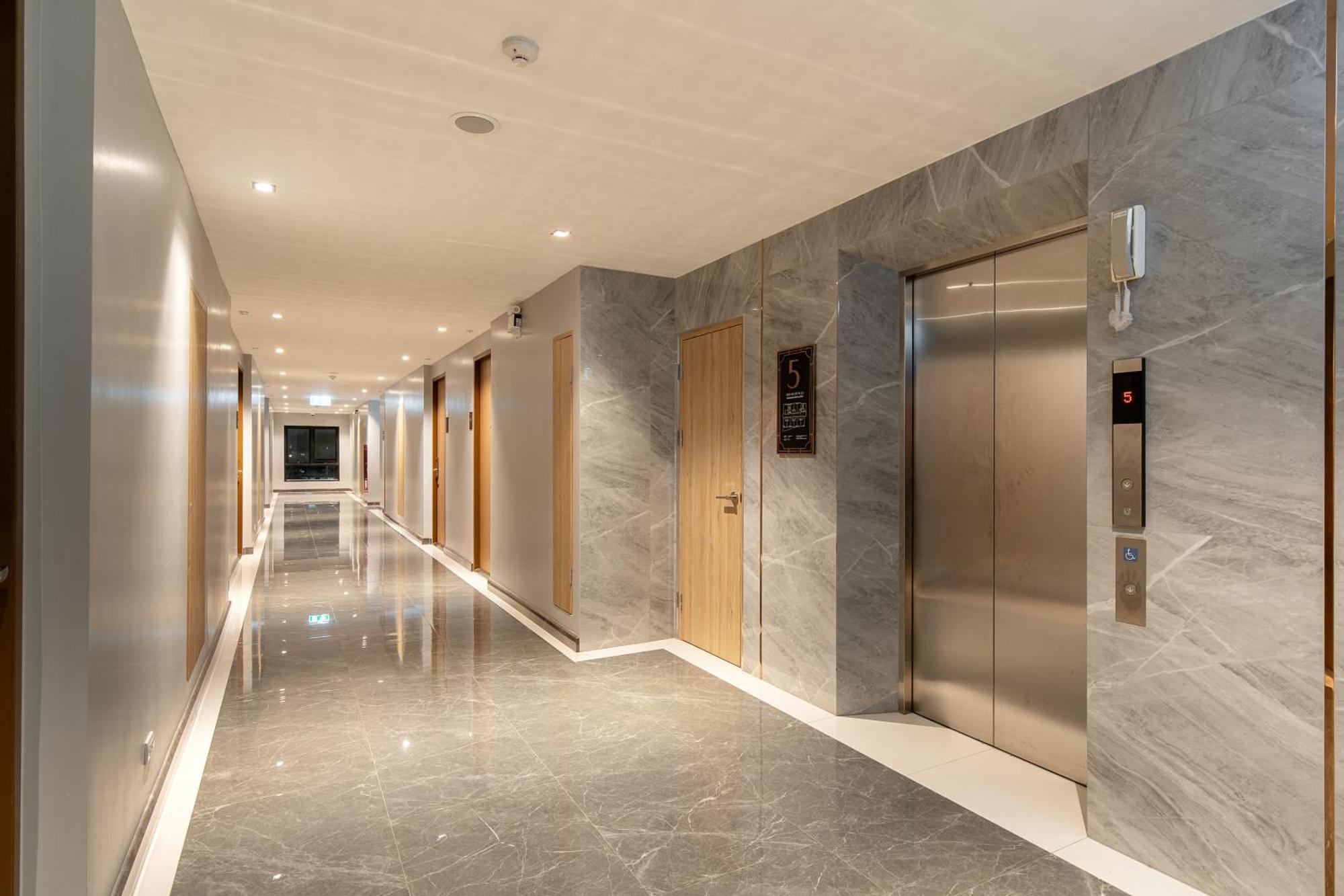 Crystal Srivaree Suvarnabhumi Hotel Ban Khlong Bang Krathiam Exterior photo