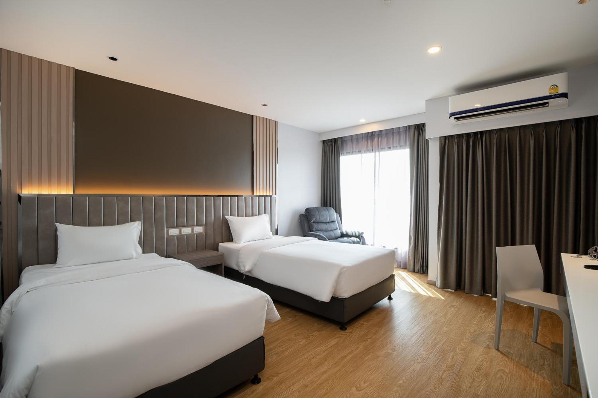 Crystal Srivaree Suvarnabhumi Hotel Ban Khlong Bang Krathiam Room photo