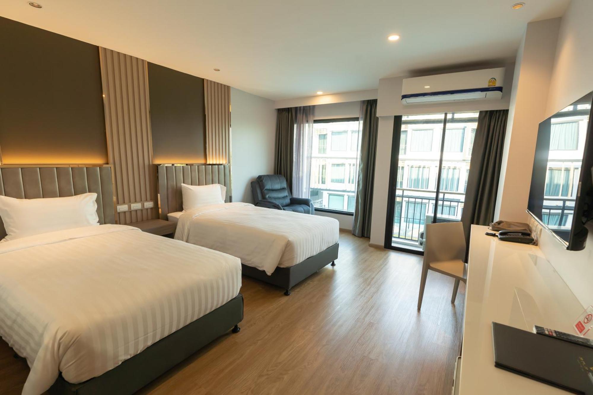 Crystal Srivaree Suvarnabhumi Hotel Ban Khlong Bang Krathiam Exterior photo
